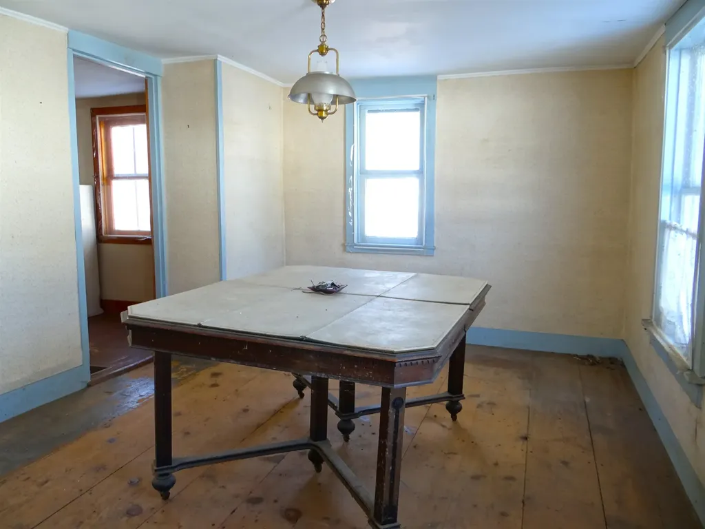 89 Route 12 Hartland VT 05048