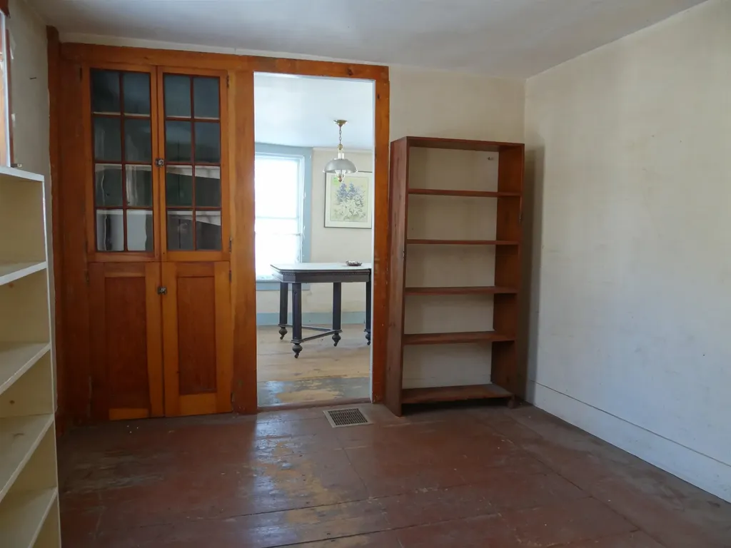 89 Route 12 Hartland VT 05048