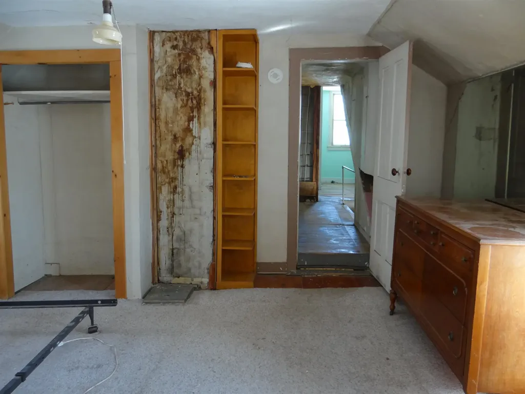 89 Route 12 Hartland VT 05048