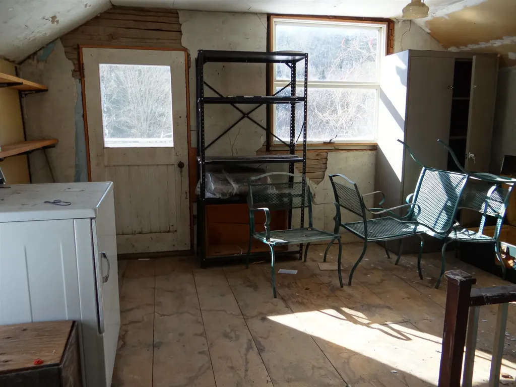 89 Route 12 Hartland VT 05048