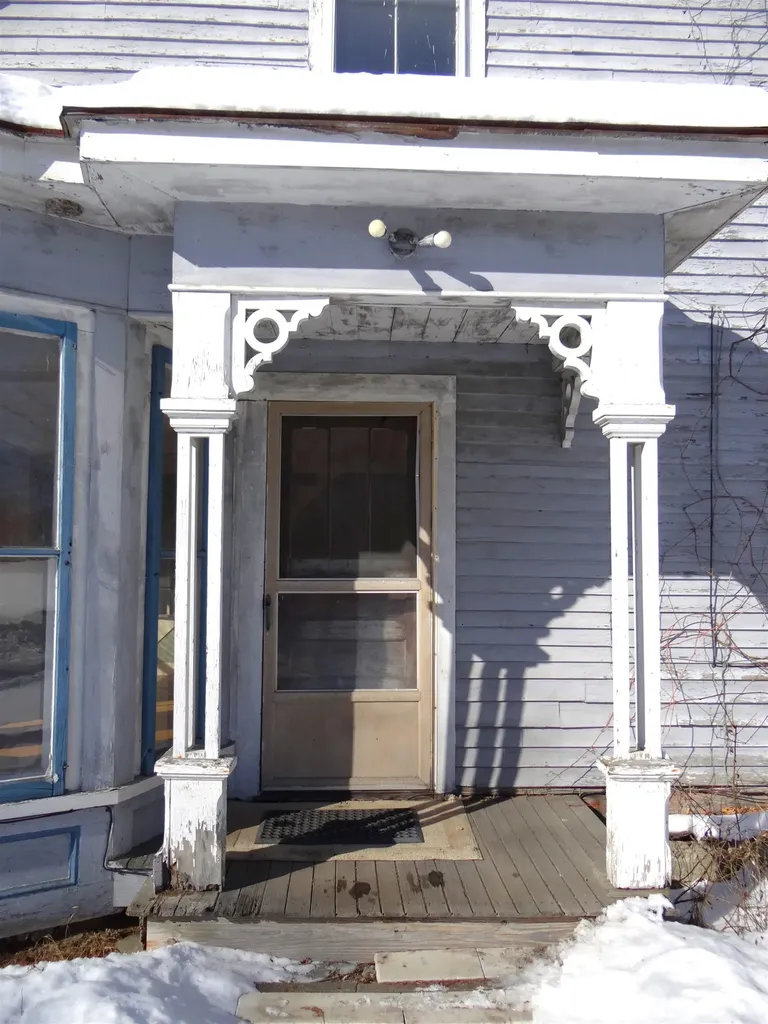 89 Route 12 Hartland VT 05048