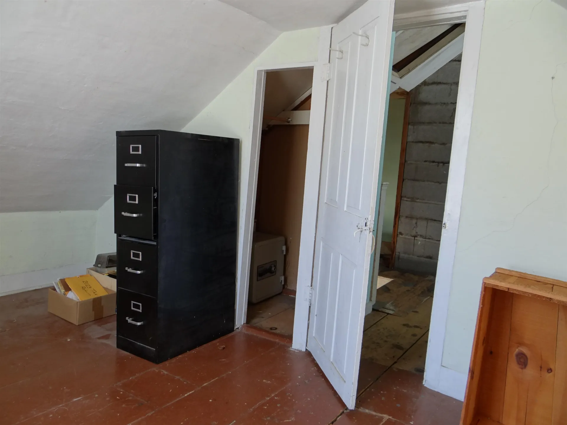 89 Route 12 Hartland VT 05048