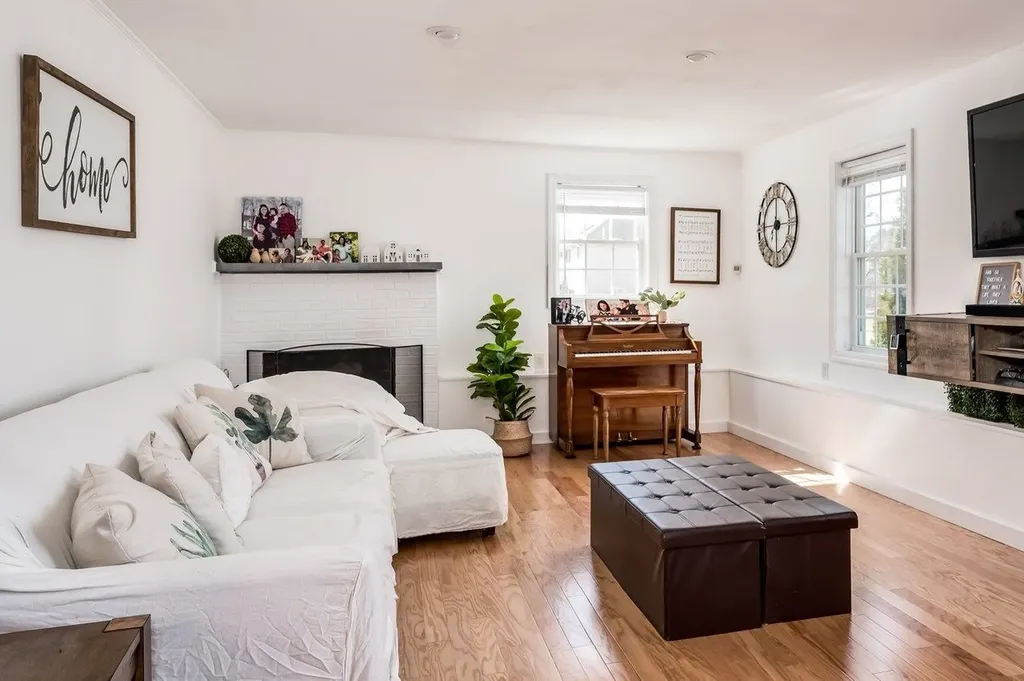 157 Timber Swamp Road Hampton NH 03842