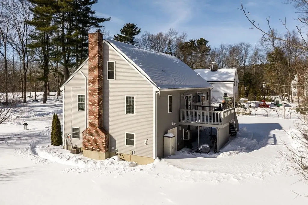 157 Timber Swamp Road Hampton NH 03842