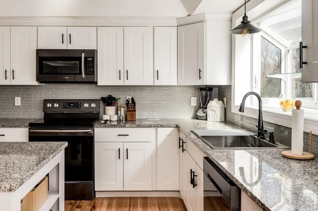 157 Timber Swamp Road Hampton NH 03842