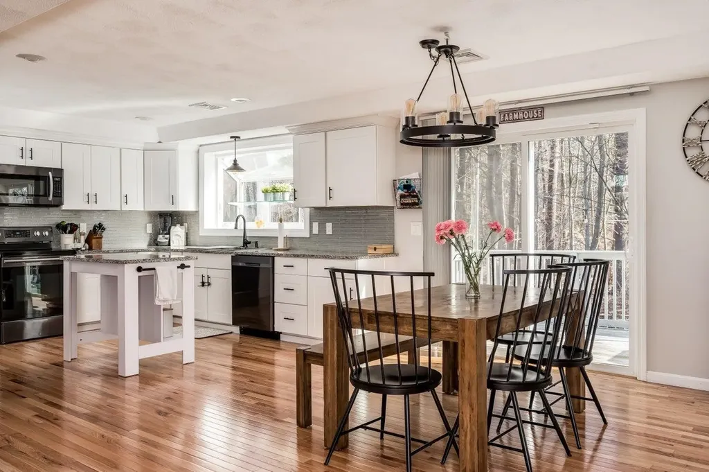 157 Timber Swamp Road Hampton NH 03842