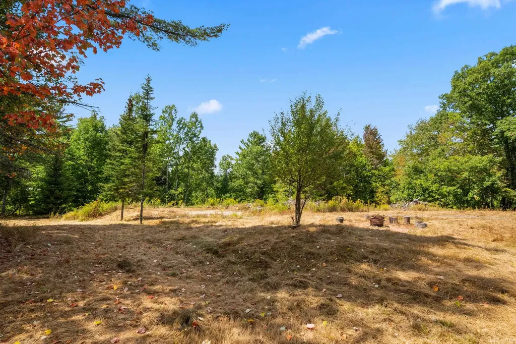 000 Slate Ledge Road Littleton NH 03561