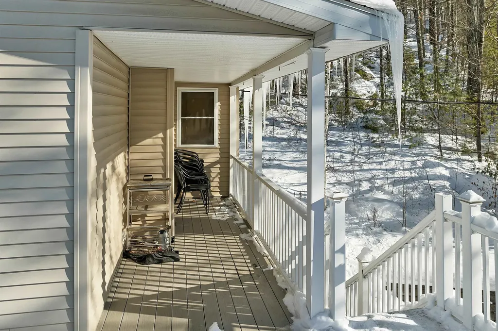 40 Deer Run Lane Gilford NH 03249