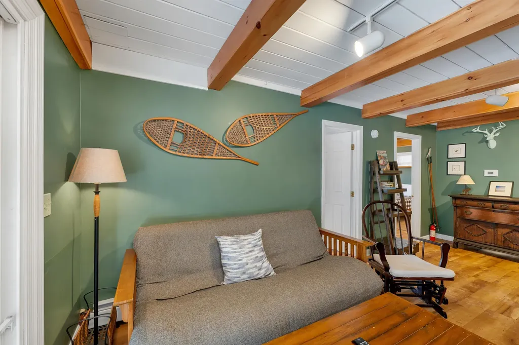 40 Deer Run Lane Gilford NH 03249