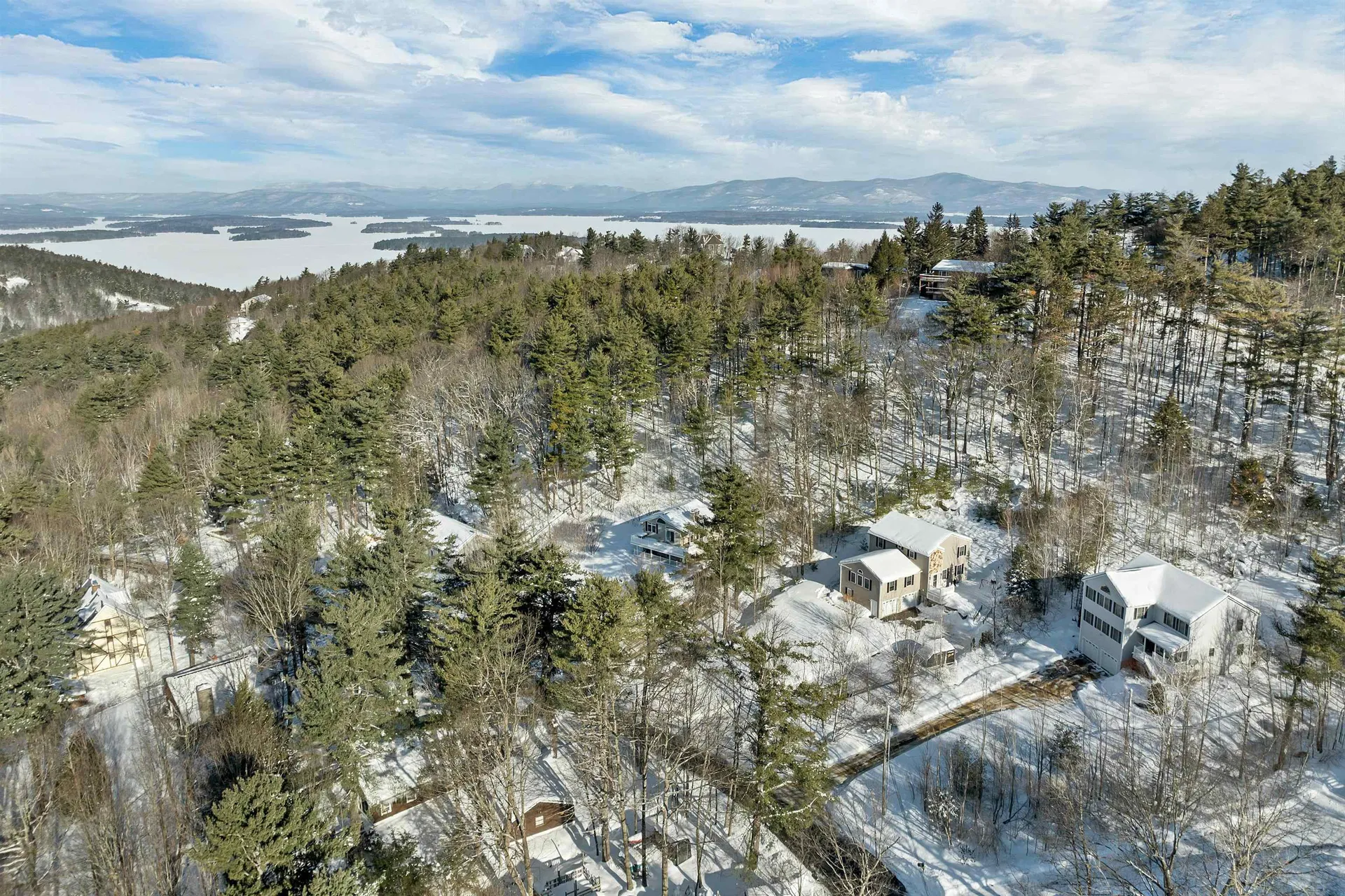 40 Deer Run Lane Gilford NH 03249