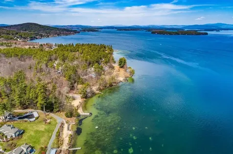 40 Deer Run Lane Gilford NH 03249