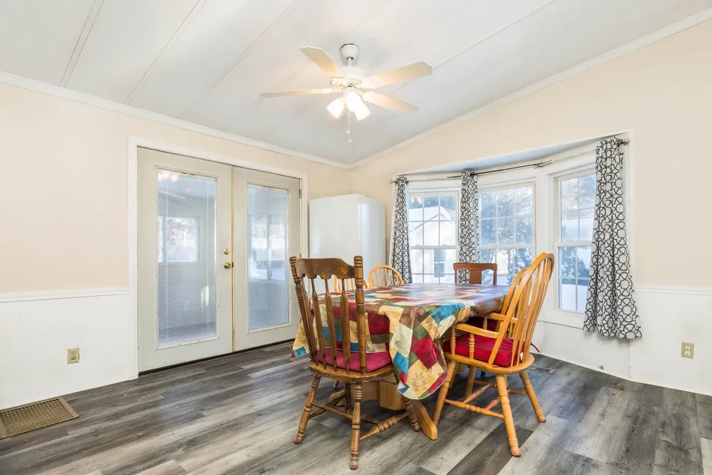 20 Sandpiper Path North Hampton NH 03862