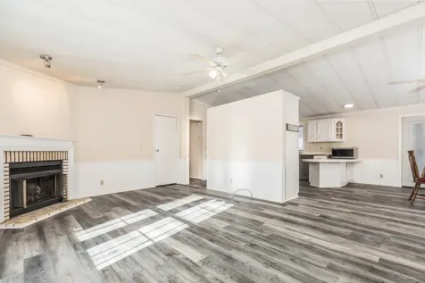 20 Sandpiper Path North Hampton NH 03862