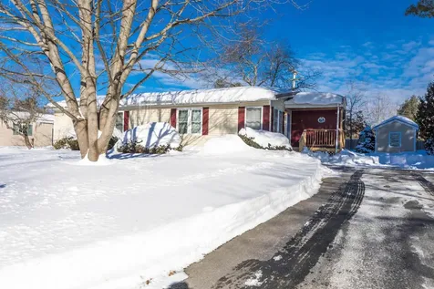 20 Sandpiper Path North Hampton NH 03862