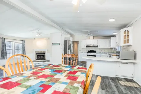 20 Sandpiper Path North Hampton NH 03862