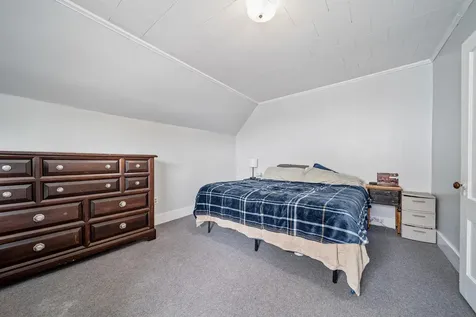 166 Gilford Avenue Laconia NH 03246