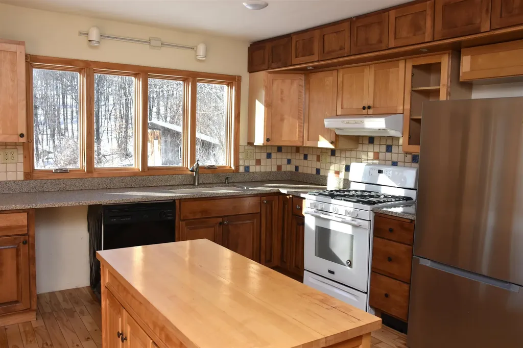 1130 Sanders Circle East Montpelier VT 05602