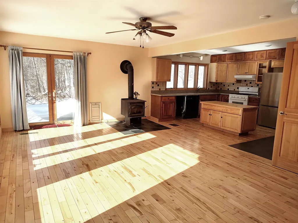 1130 Sanders Circle East Montpelier VT 05602