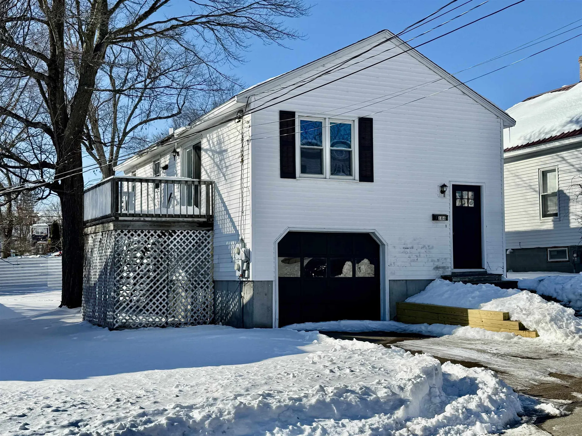 186 Grand Avenue Manchester NH 03109