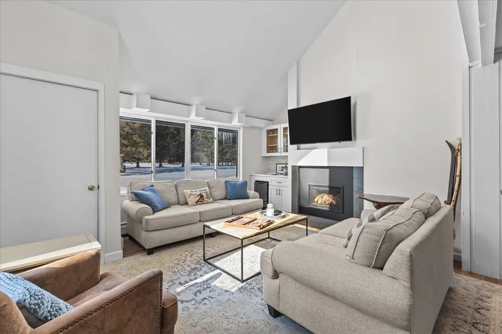 131 Village Green Drive Stowe VT 05672