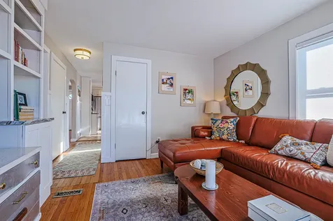 7 Mount Vernon Street Nashua NH 03064