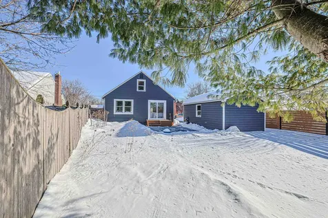 7 Mount Vernon Street Nashua NH 03064