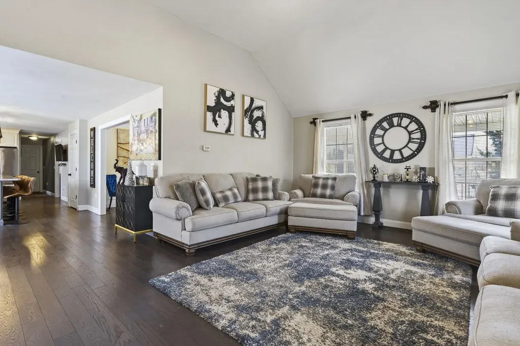 1 Scenic Lane Hudson NH 03051