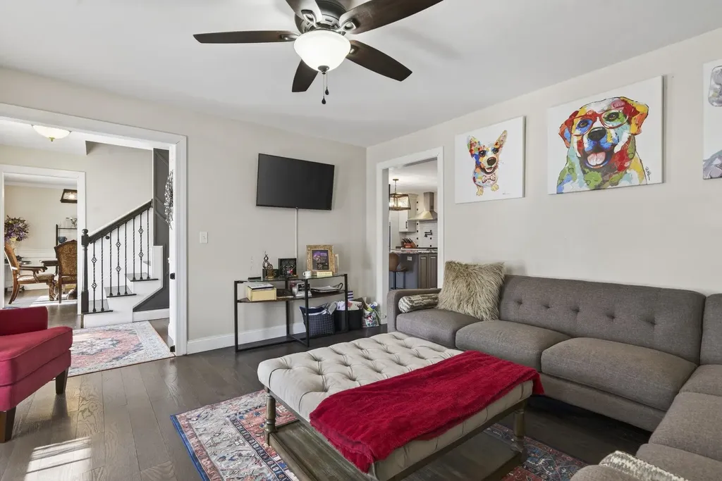 1 Scenic Lane Hudson NH 03051