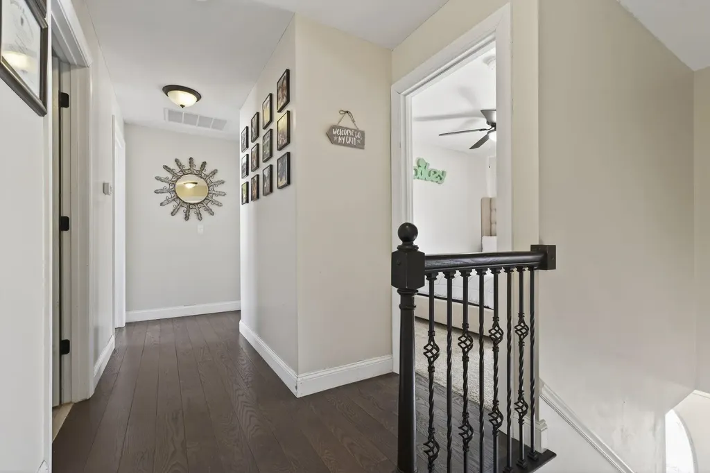 1 Scenic Lane Hudson NH 03051