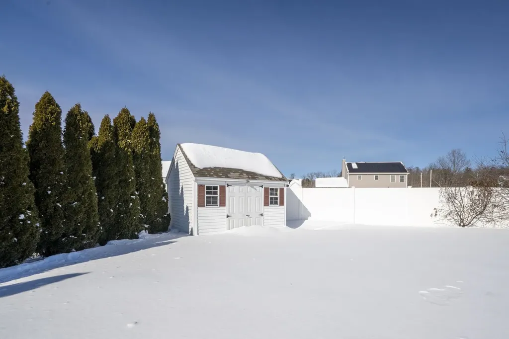 1 Scenic Lane Hudson NH 03051