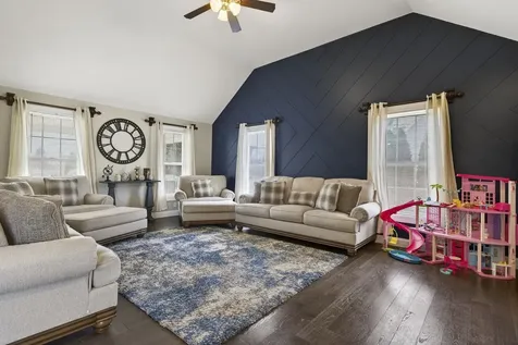 1 Scenic Lane Hudson NH 03051