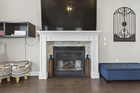 1 Scenic Lane Hudson NH 03051