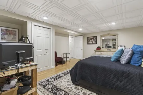 1 Scenic Lane Hudson NH 03051