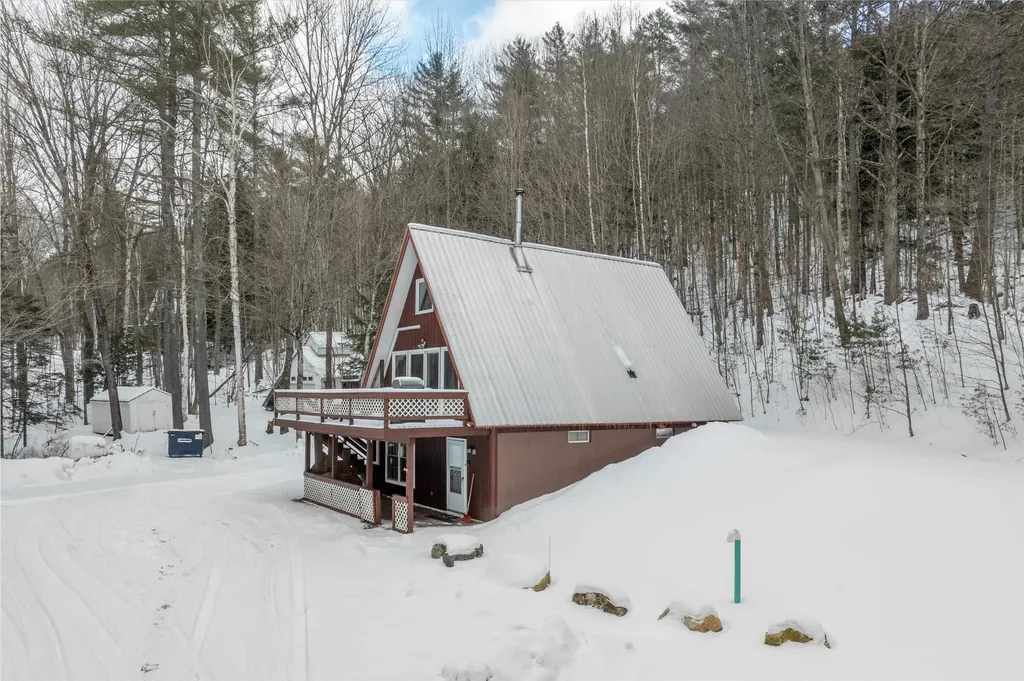 400 East Lake Road Ludlow VT 05149