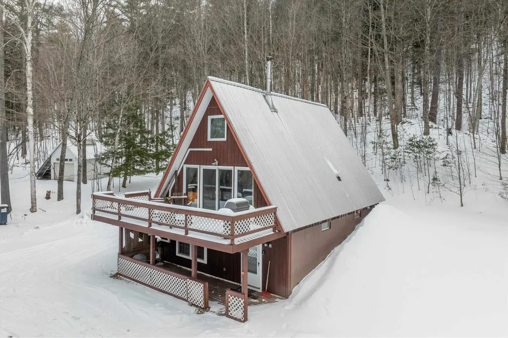 400 East Lake Road Ludlow VT 05149