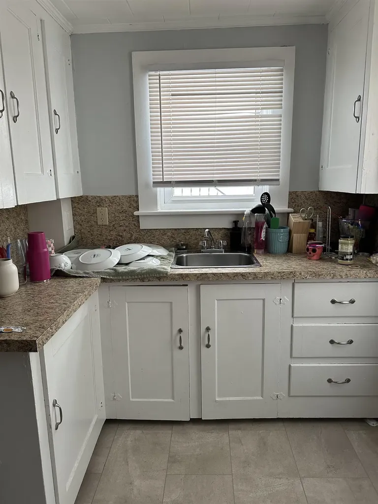 53 Gilford Avenue Laconia NH 03246