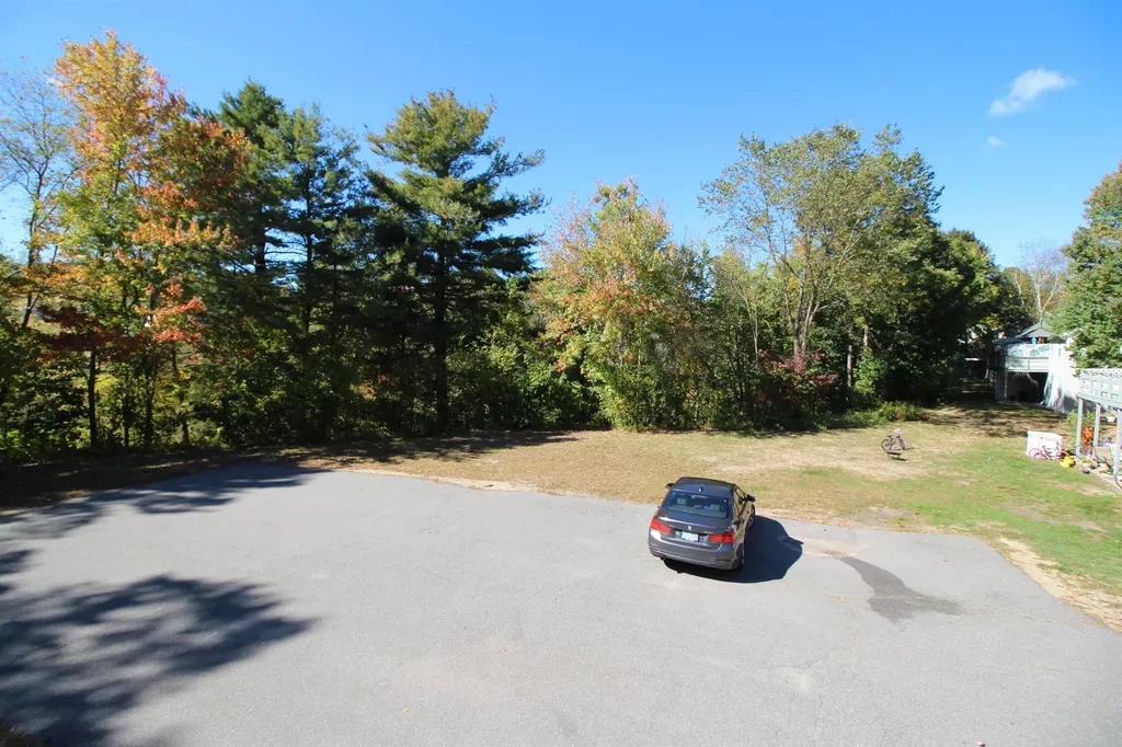 76 Franklin Street Derry NH 03038