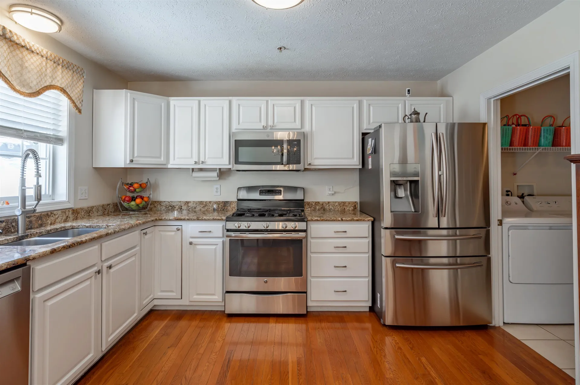 20 Georgetowne Drive Nashua NH 03062