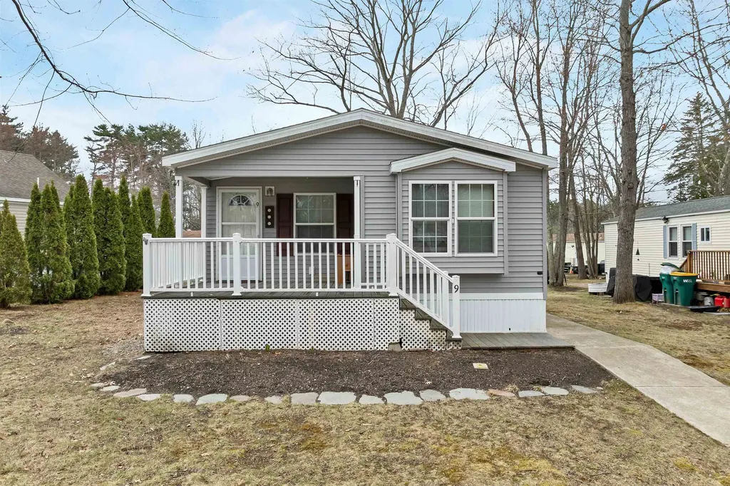 9 Slate Run North Hampton NH 03862