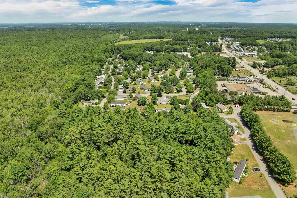 9 Slate Run North Hampton NH 03862