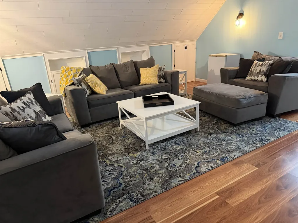 10 Harvard Avenue Auburn NH 03032-3985