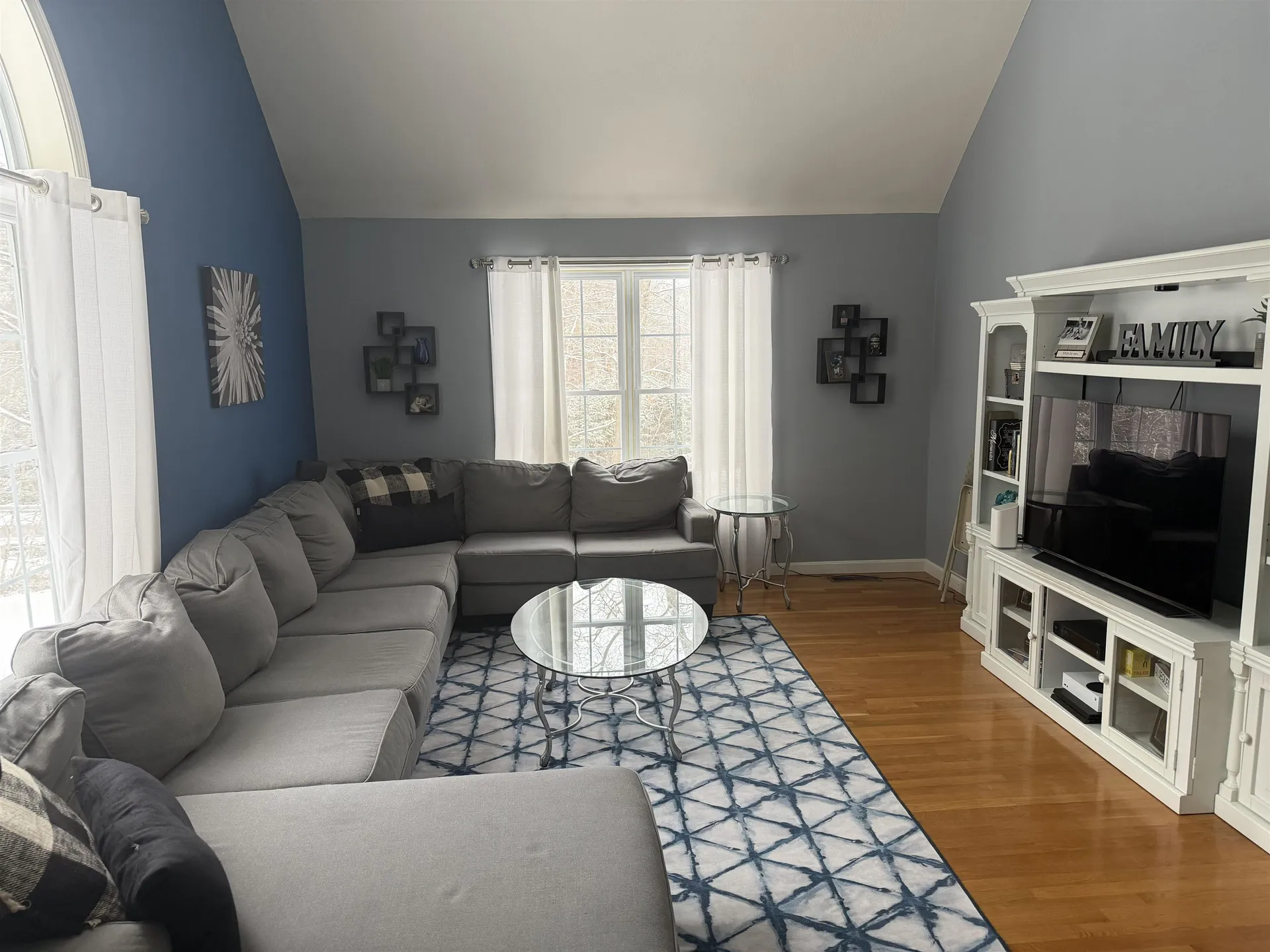 10 Harvard Avenue Auburn NH 03032-3985