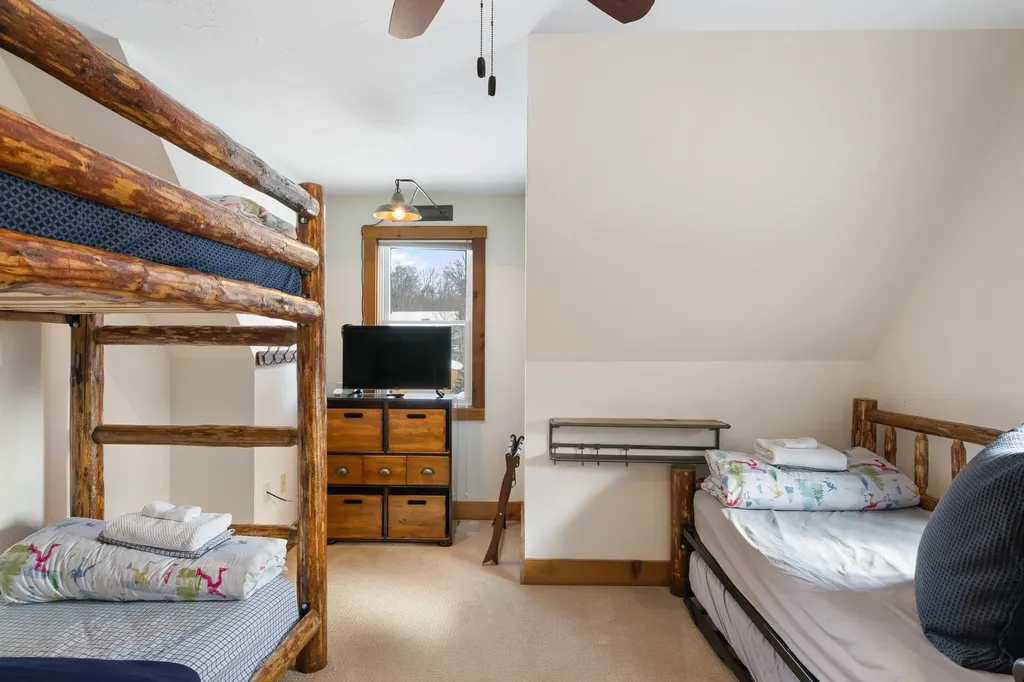 41 Two Brook Drive Wilmington VT 05363