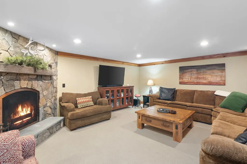 41 Two Brook Drive Wilmington VT 05363