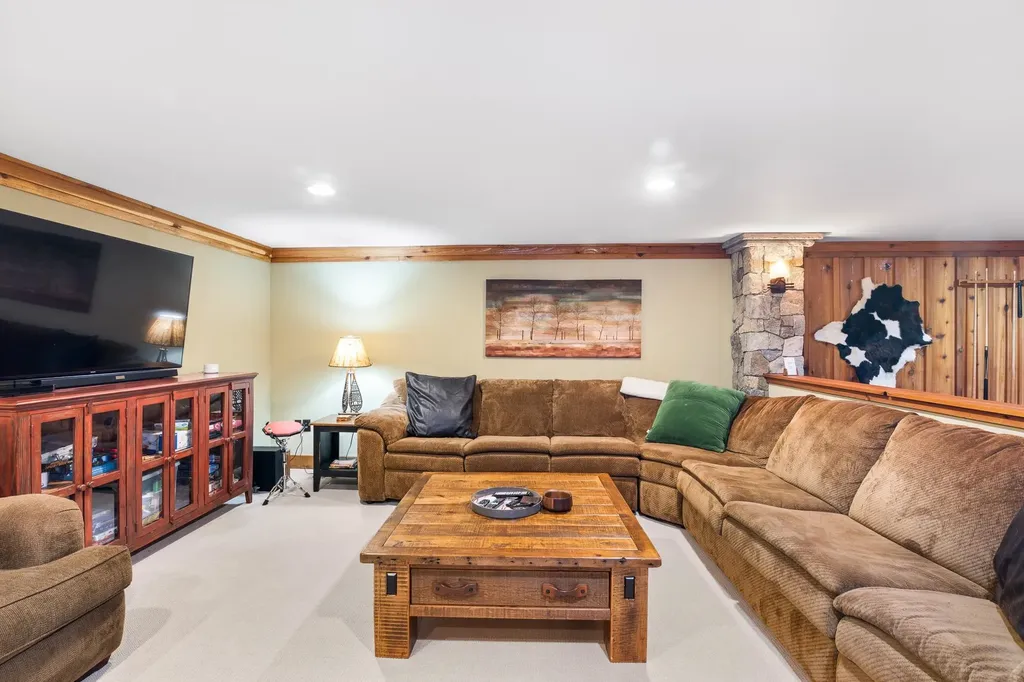 41 Two Brook Drive Wilmington VT 05363