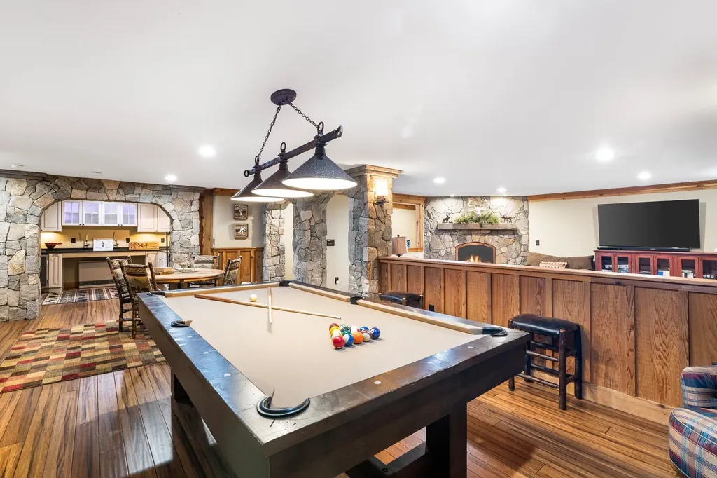 41 Two Brook Drive Wilmington VT 05363