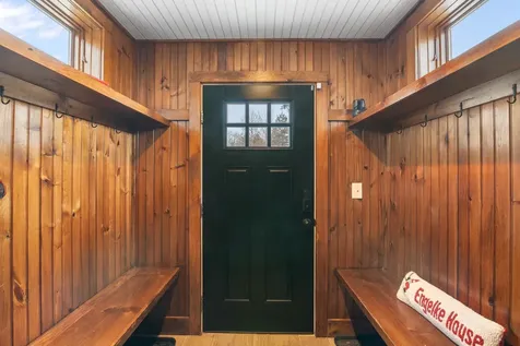 41 Two Brook Drive Wilmington VT 05363