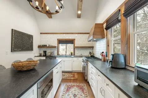 41 Two Brook Drive Wilmington VT 05363