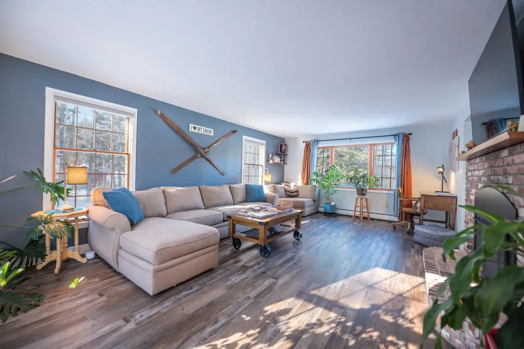 32 Old Town Road Dover VT 05356