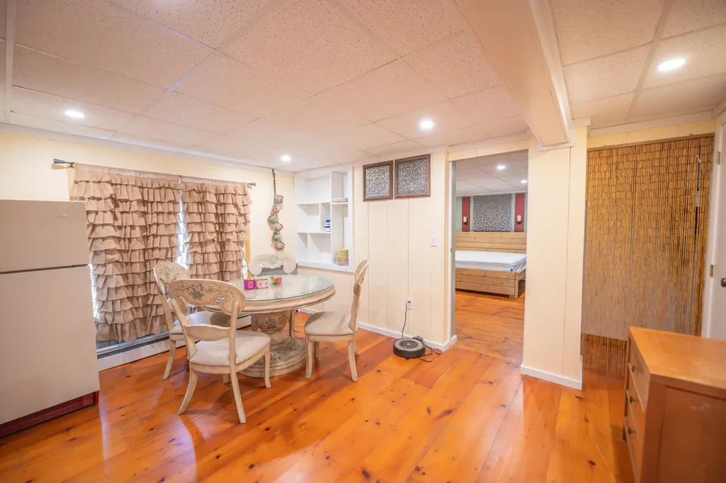 32 Old Town Road Dover VT 05356